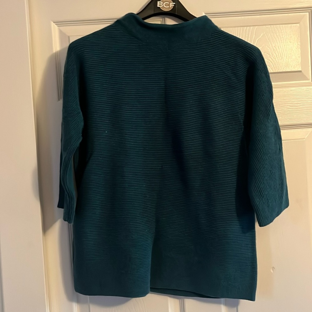 Lands End 3 quarter length sleeve teal sweater